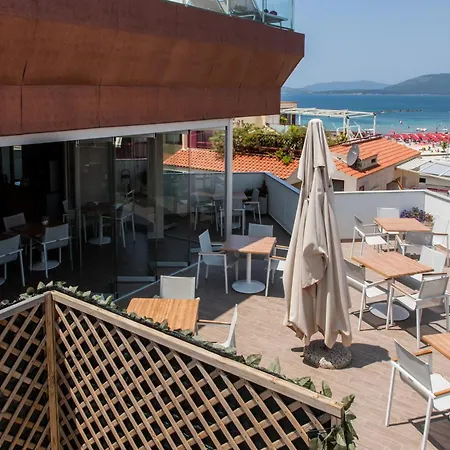 Alma Di فندق ألغيرو