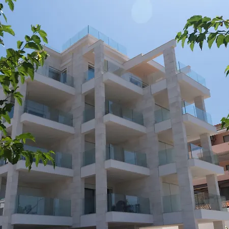 Alma Di 4*