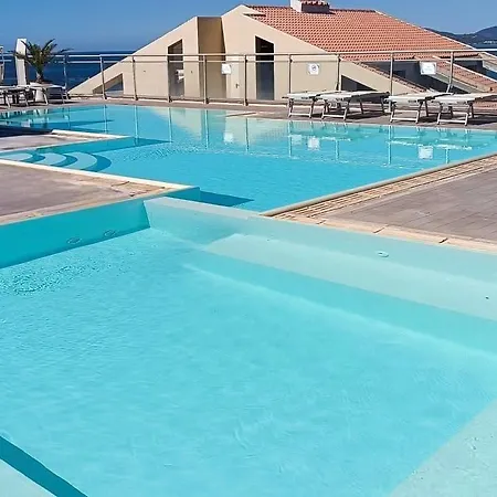 Hotel Alma Di 4*